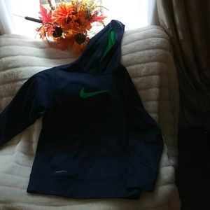 Nike THERMA-FIT Navy blue & green Hoodie.
